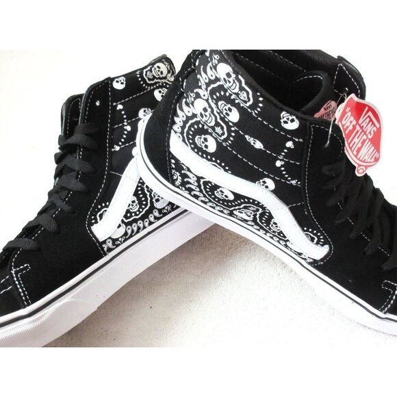 Vans Men's Sk8-Hi Bandana Skulls Black White Canvas Suede Skate shoes Sizes NIB - Picture 4 of 5